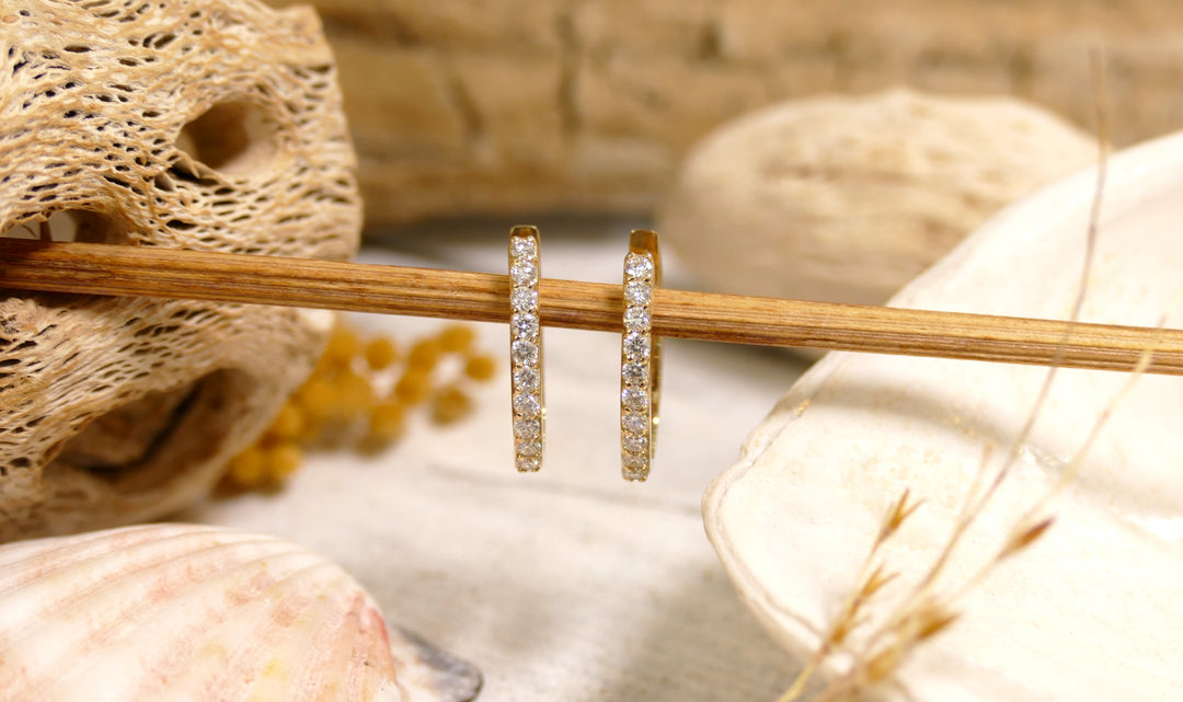 14k Yellow Gold .30ct Diamonds Oval Small Hoop