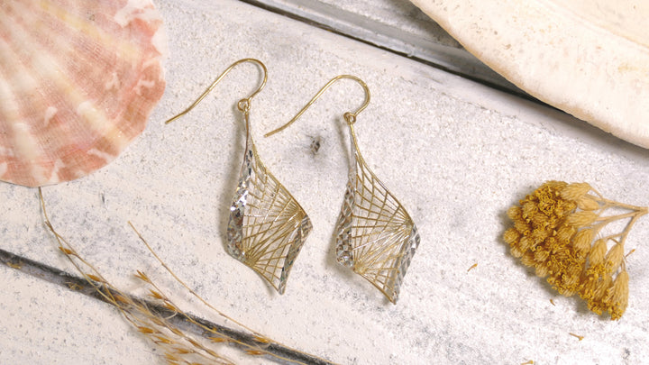 14k Two Tone Mesh Twisted Kite Dangle Earrings