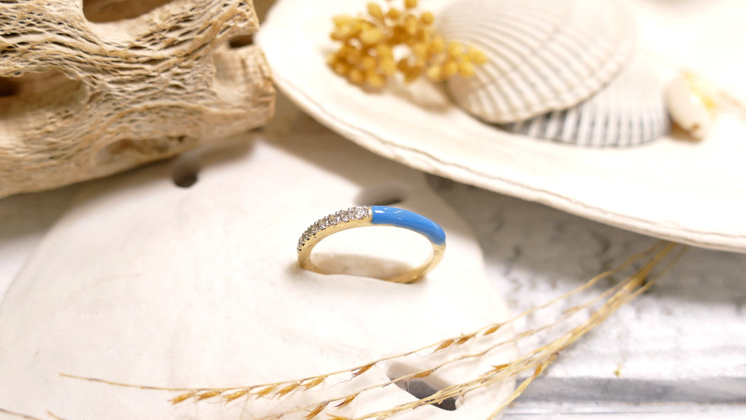 14K Yellow Gold Half & Half - Blue Enamel .12ct Natural Diamond Ring (Size 7)