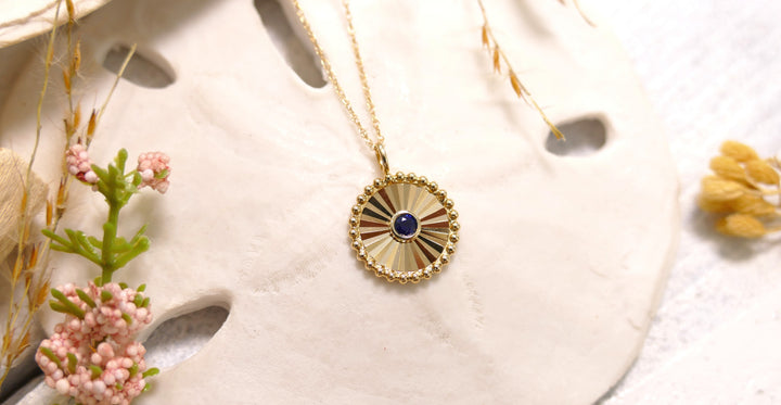 14k Yellow Gold Diamond Cut Disc Sapphire Round Pendant