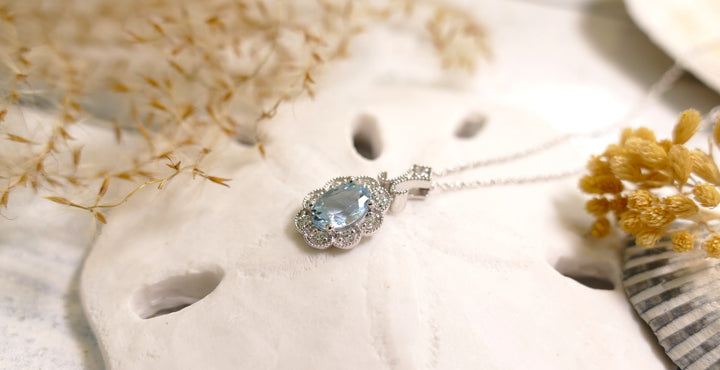 14k White Gold .19ct Aquamarine Pear Pendant