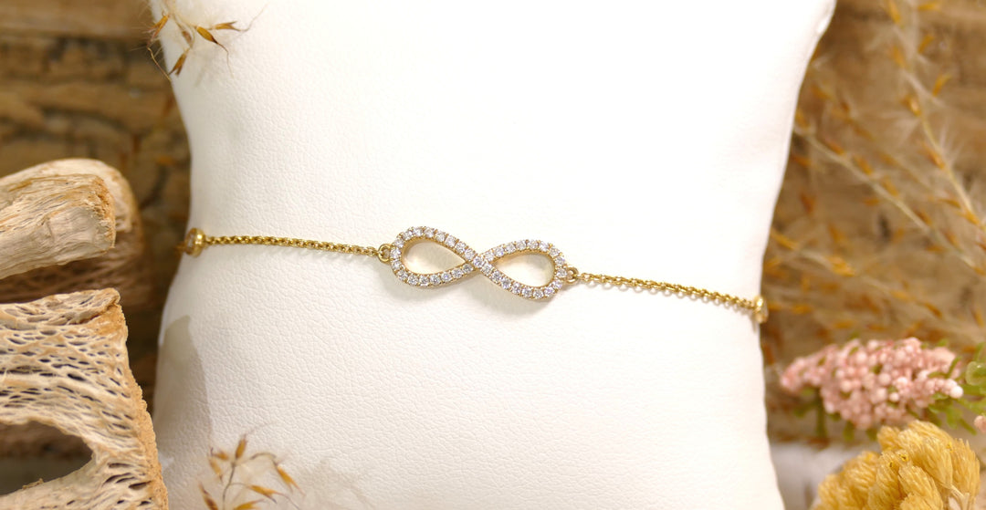 14k Yellow Gold Infinity .28ct Diamond Chain Bracelet