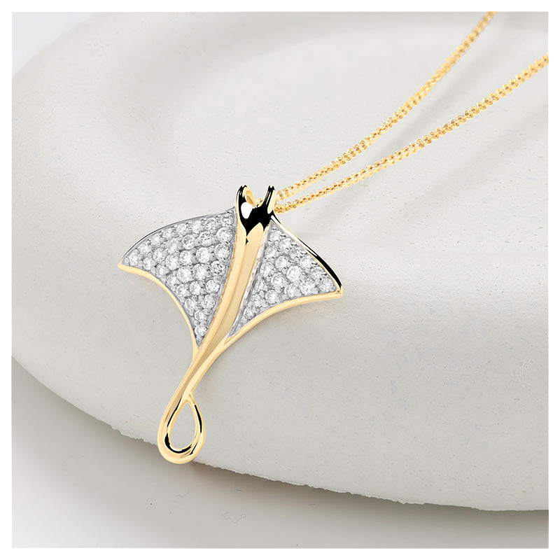 14kt Gold Lab Diamond Sting Ray