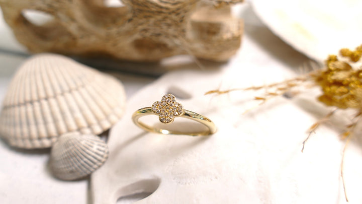 14K Yellow Gold 0.08CT Natural Diamond Cluster Ring (Szie 6.5)