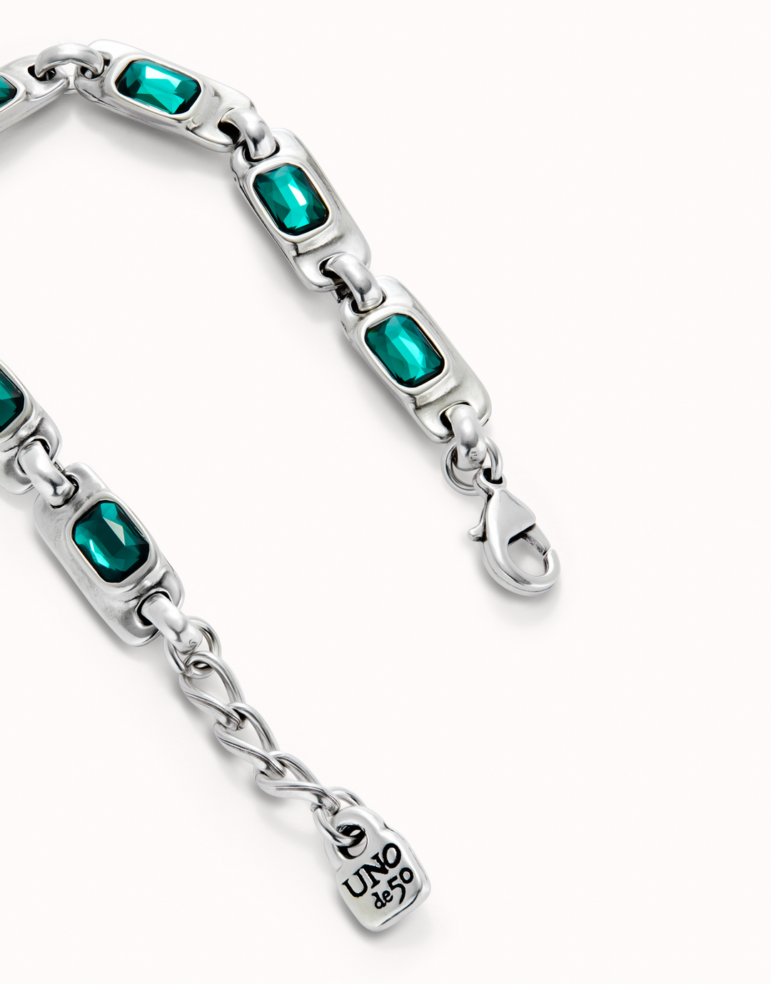 Uno de 50 - Sterling Silver - Silver Plated SER MAGNETICA Green Crystal Bracelet (Size Medium / 6.1 - 6.5")