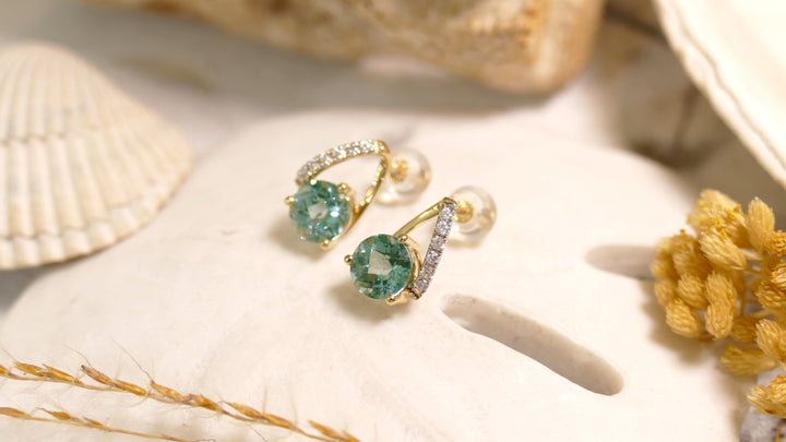 14k Yellow Gold Round 0.09ct Caribbean Topaz Stud Earrings