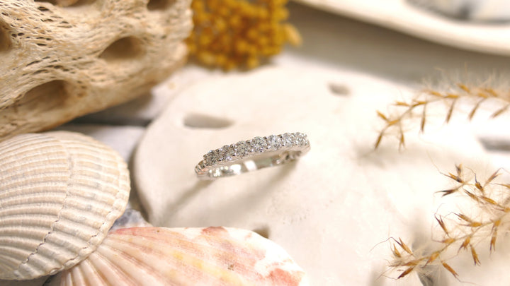14K White Gold 0.42ct Natural Diamond 7 Stone Ring (Size 7)