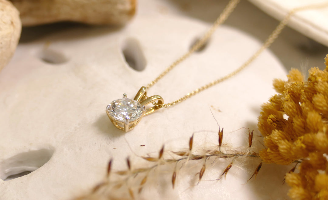 14k Yellow Gold Monte Luna Solitaire 1.00ct Lab Diamond Necklace