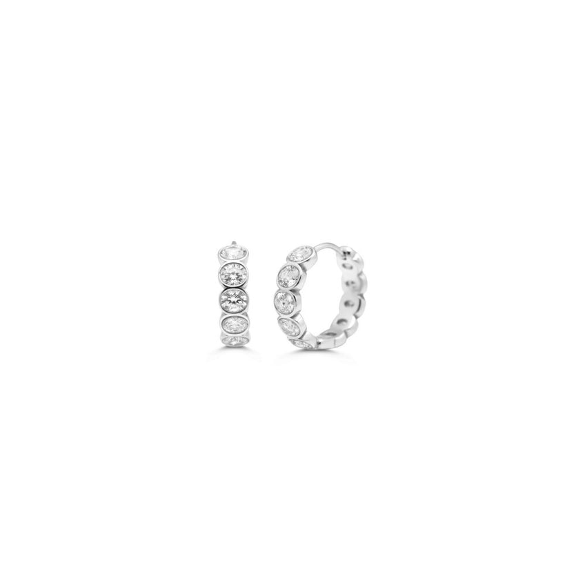 BEZEL BELOW HUGGIE SILVER