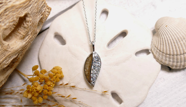 Dune - Sterling Silver - Silver Aquamarine & OC Sand - Leaf Shape Natural Diamond Necklace