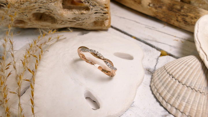 14k 1/10ctw Rose Gold Twist Diamond Ring