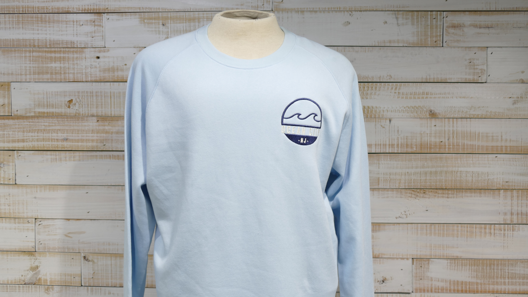 Long Sleeve Crew Neck Wave Patch Sweatshirt - Light Blue