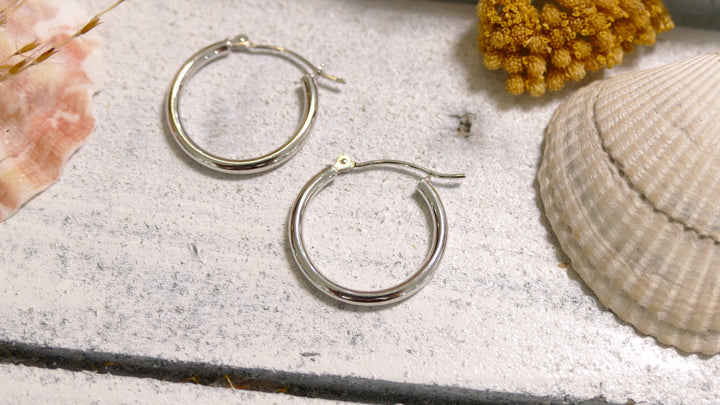 14k White Gold Polished Hoop Earrings