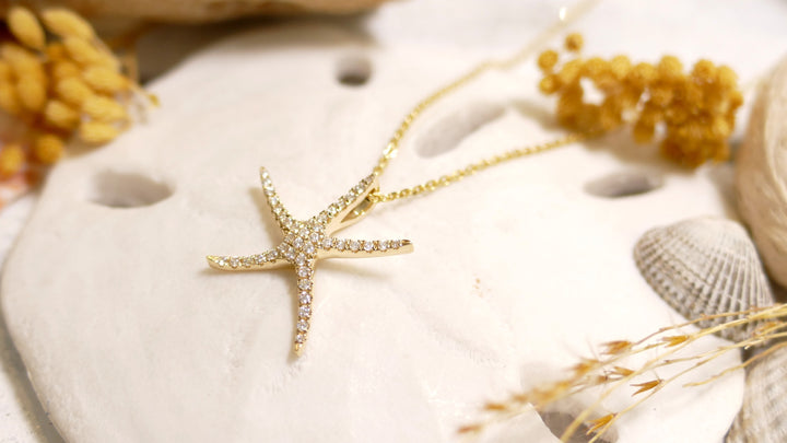 14k Yellow Gold Starfish 0.21ct Diamond Necklace