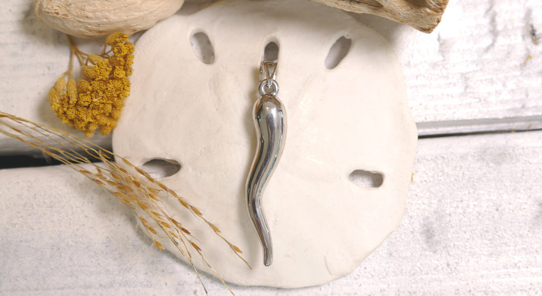 14k - White Gold 3D Hollow - Large Italian Horn Pendant