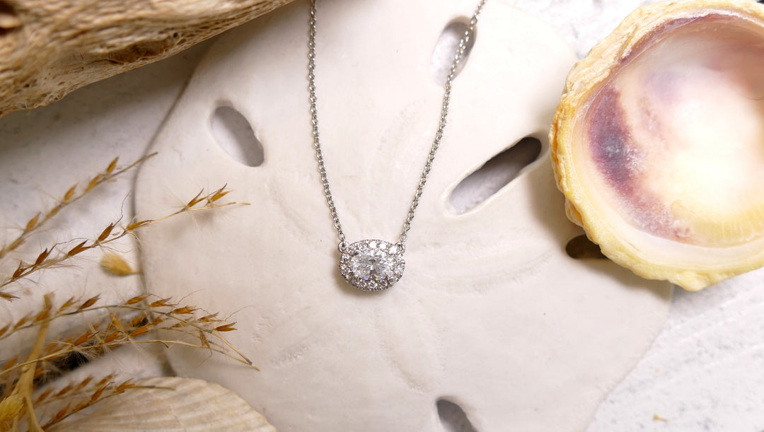14k White Gold Diamond 0.55ct Halo Oval Necklace