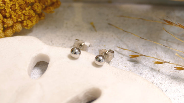 14k White Gold 3mm - Ball Stud Earrings