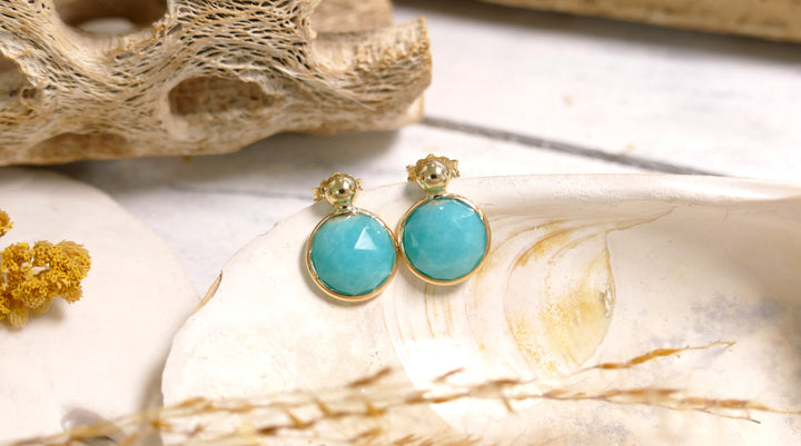 14k Yellow Gold Round Jade Aqua/Amazonite Stud Earrings