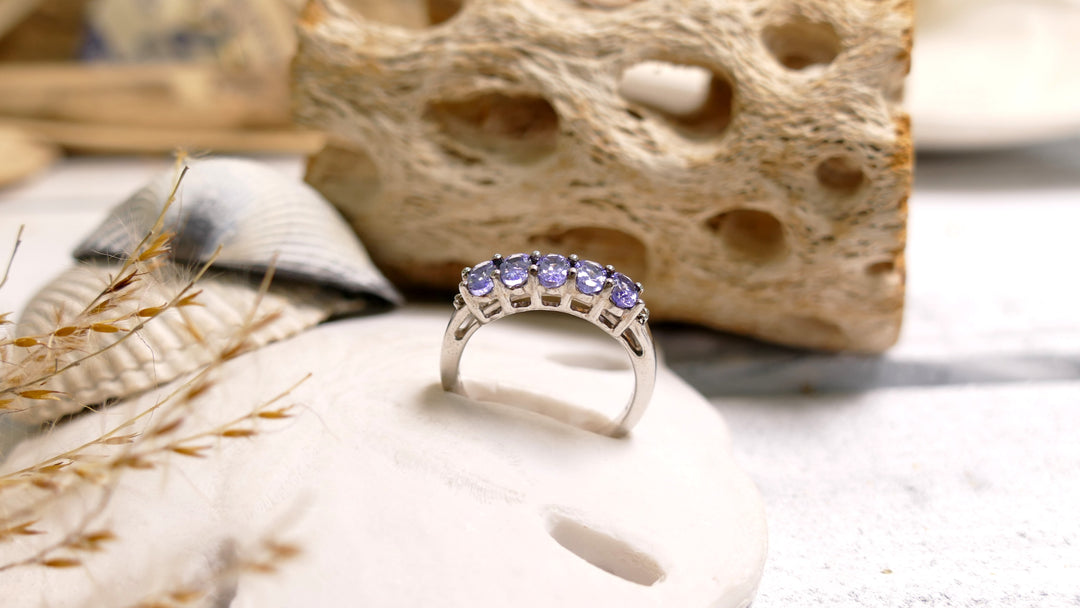 Sterling Silver Silver Tanzanite Ring (Size 6)
