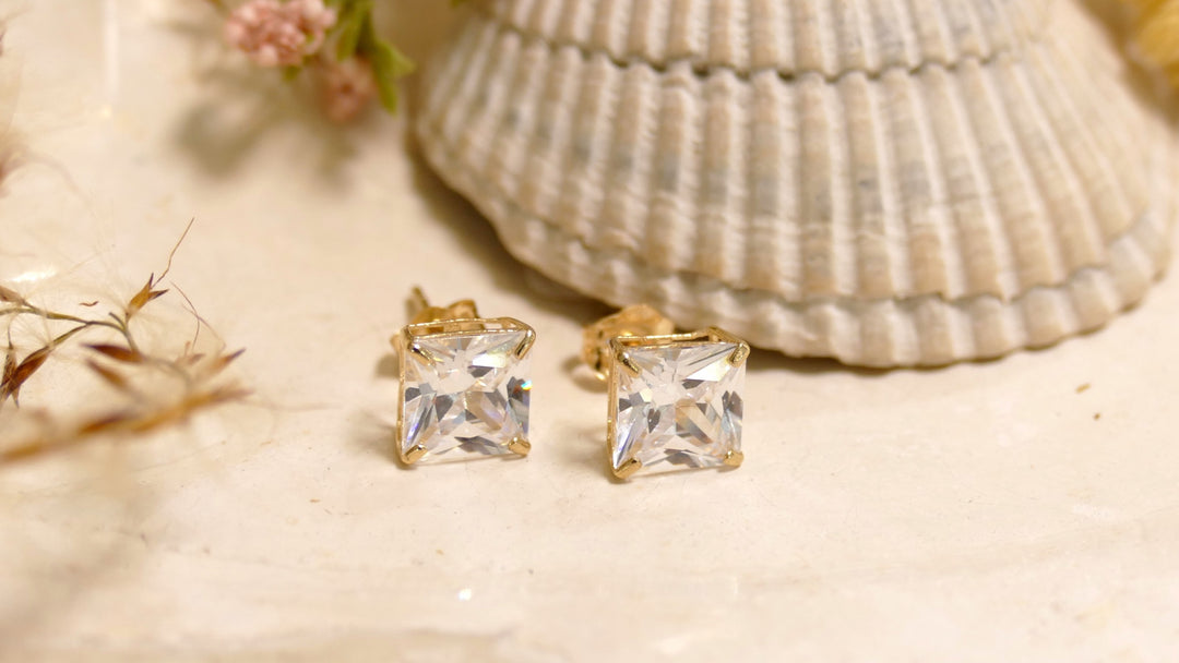 14k Yellow Gold CZ 6mm/Basket Princess Stud Earrings