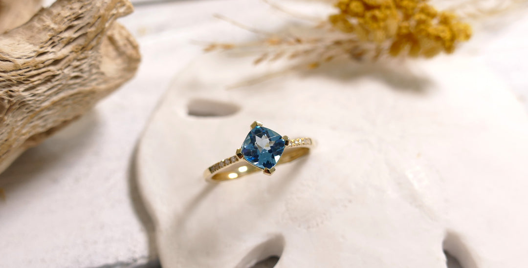 14K Yellow Gold BT 1.02ct & Dia 0.03ct Topaz Ring (Size 6.5)