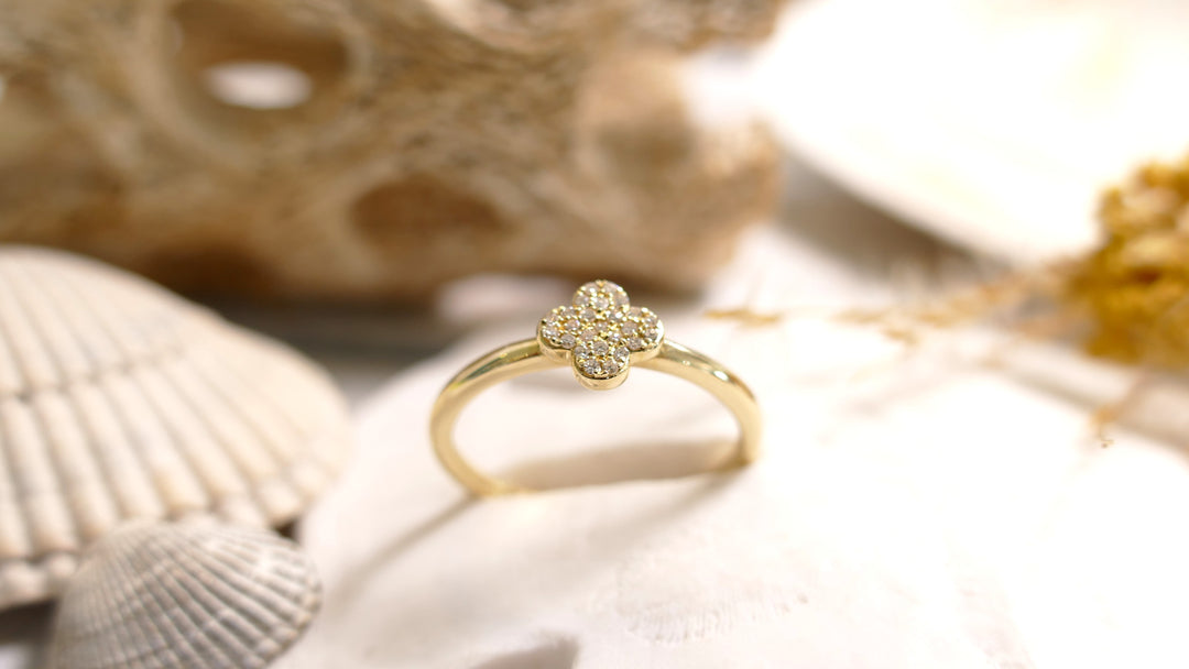 14K Yellow Gold 0.08CT Natural Diamond Cluster Ring (Szie 6.5)