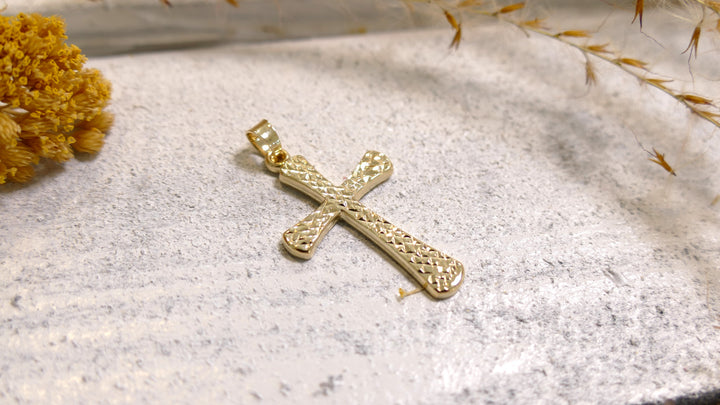 14k Yellow Gold Cross D/C Maltese Pendant 4mm Bail (Chain not Included)
