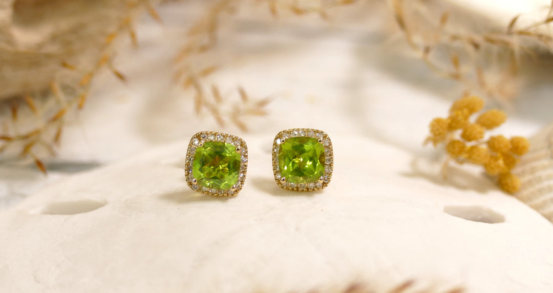 14k Yellow Gold Cushion 0.15ct Peridot Diamond Halo Stud Earrings