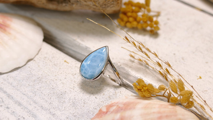 Sterling Silver - Silver Teardrop Larimar Ring