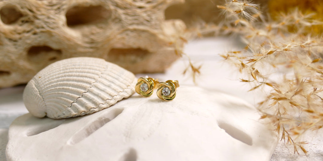 14k Yellow Gold 0.16ct Diamonds Rose Stud Earrings