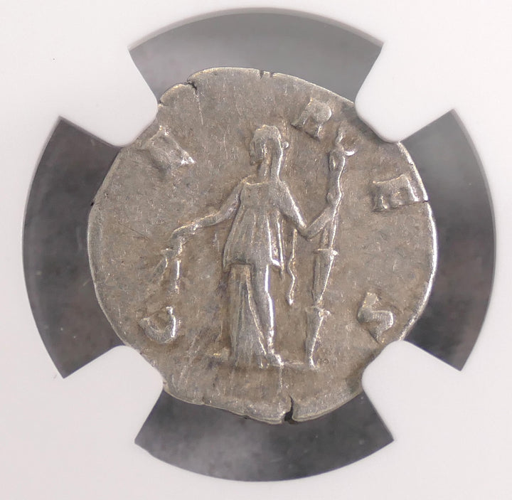 ROMAN EMPIRE 177-182/3 AD AR DENARIUS