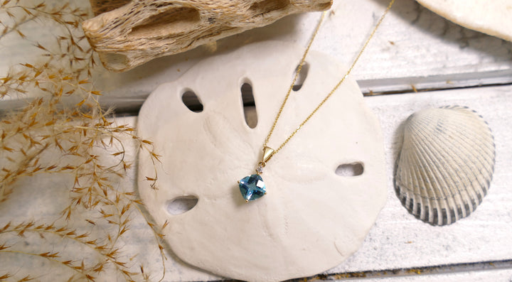 14k Yellow Gold 1.8ct Blue Topaz Cushion Pendant