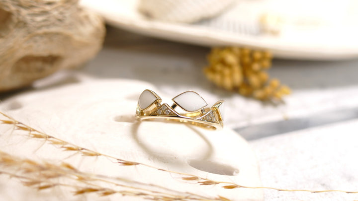 14K Yellow Gold White Enamel - Cut Out 0.06ct Natural Diamond Ring (Size 6)