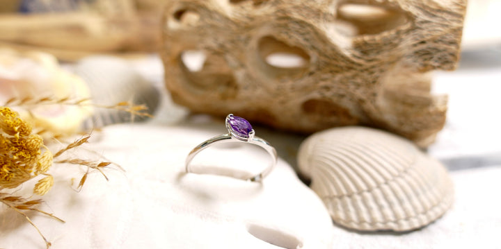 14k White Gold Amethyst Stackable Sideways Marquise Ring (Size 7)