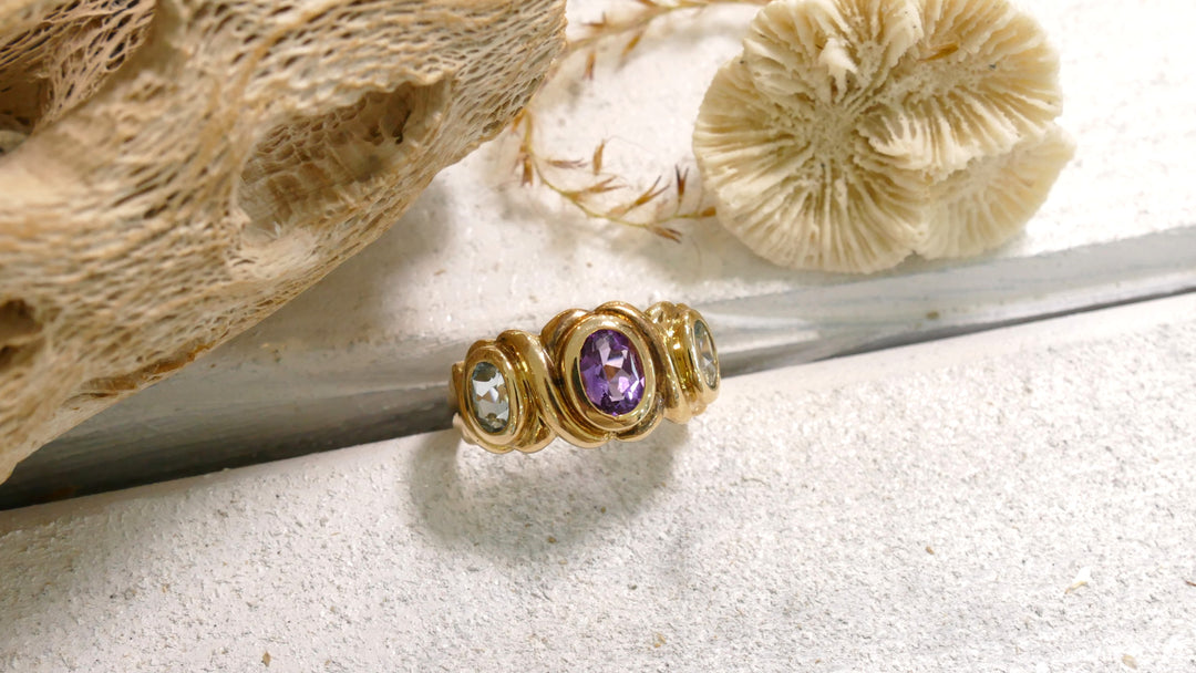 14k Yellow Gold Multicolored 3 Stone Ring (Size 7)