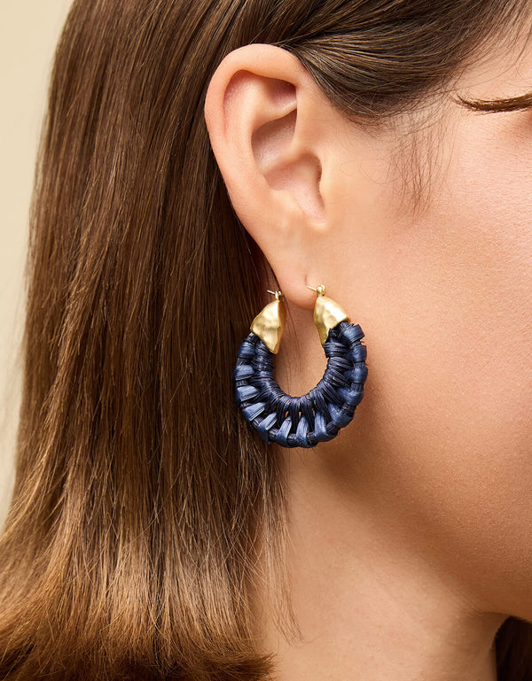 Wicker Hoop Earrings Dark
Blu