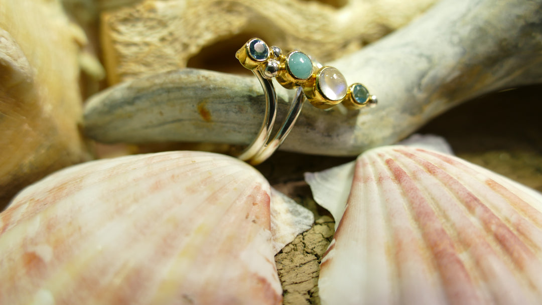 SS & 22k vermeil ring w/ Amazo