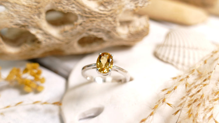 Sterling Silver Silver Citrine Solitaire Oval Ring (Size 7)