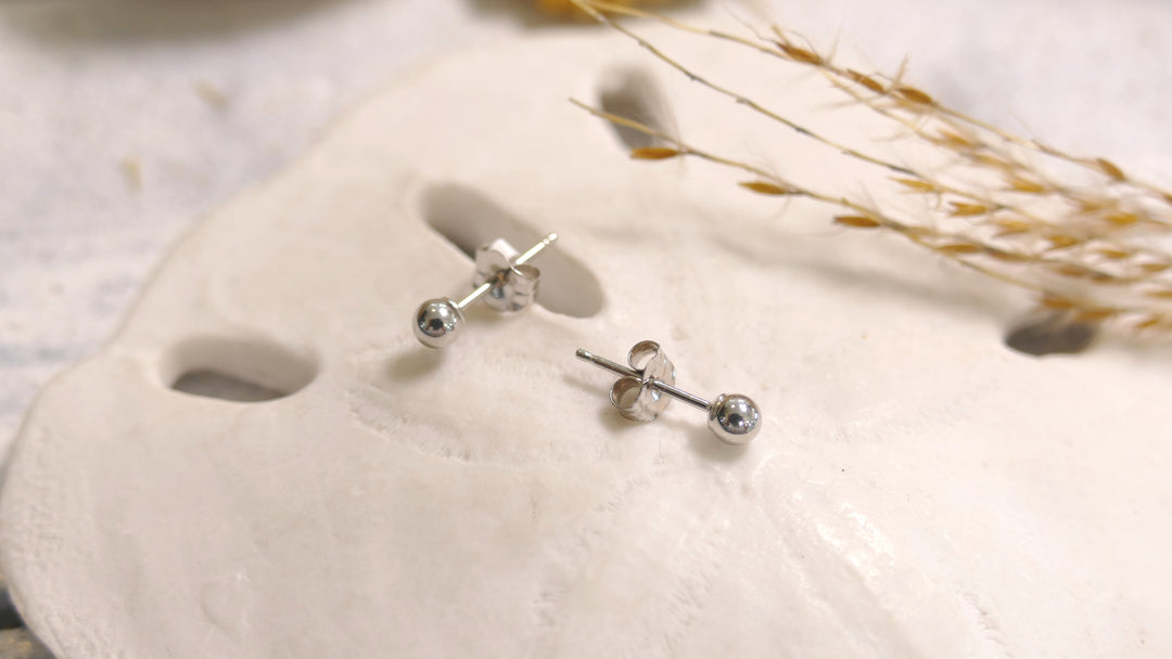 14k White Gold 3mm - Ball Stud Earrings