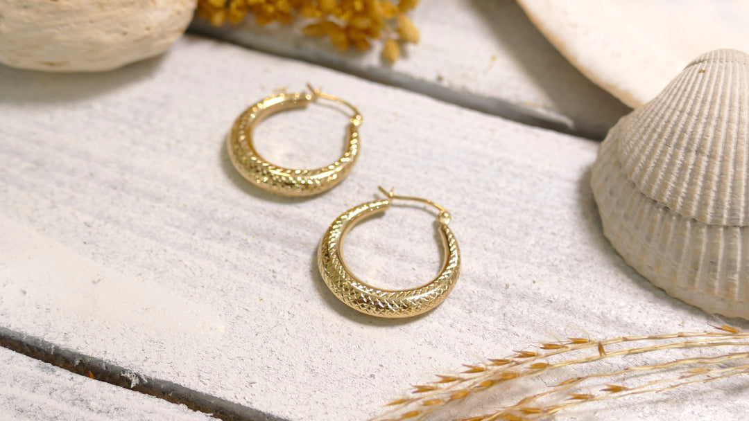 14k Yellow Gold Diamond Cut Hoop Earrings