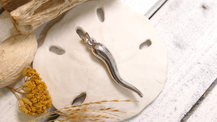 14k - White Gold 3D Hollow - Large Italian Horn Pendant