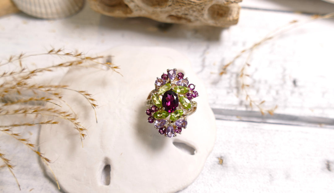 Sterling Silver - Silver Amethyst, Peridot, Rhodolite, Garnet Flower Statement Ring (Size 7)