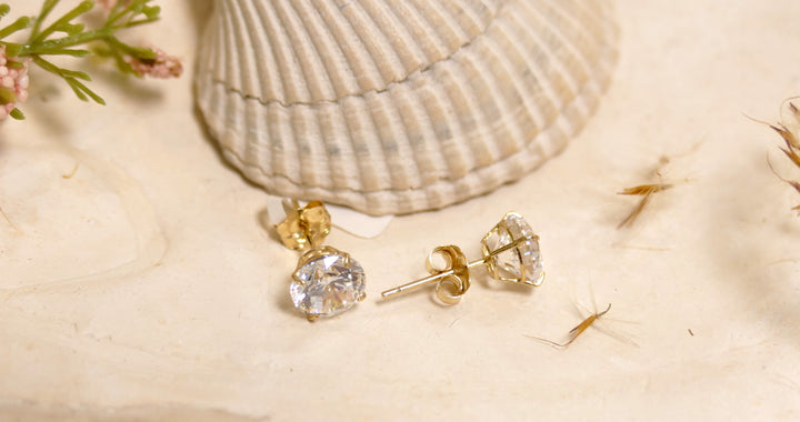 14k Yellow Gold CZ Round/6mm Basket Stud Earrings