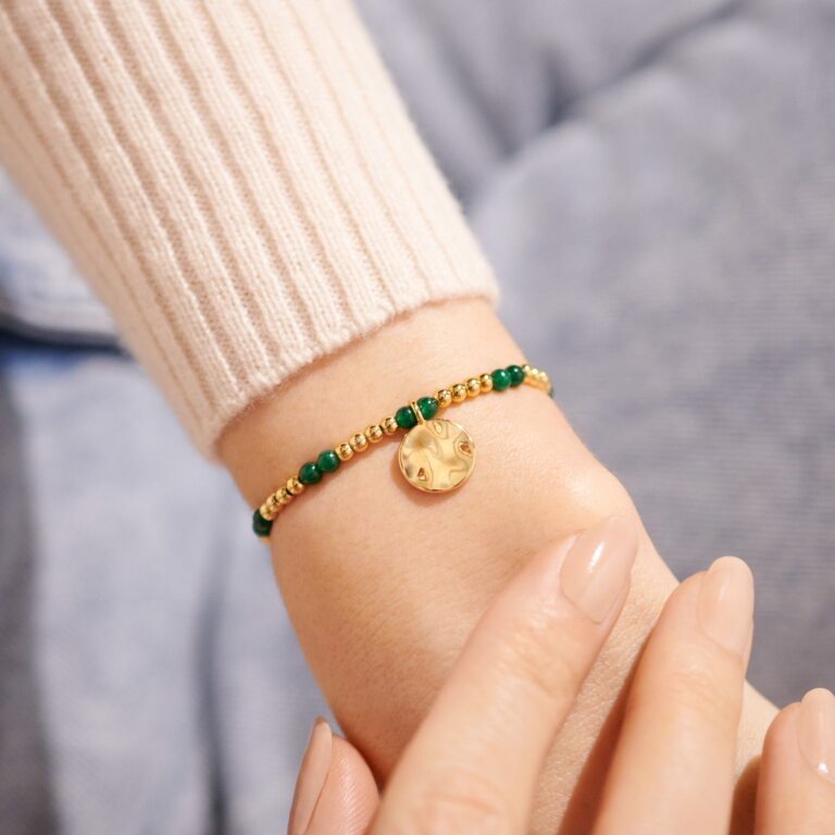 A Little & Co - Brass - Gold - May Birthstone - Agate Stretch Beaded Bracelet 6 7/8"