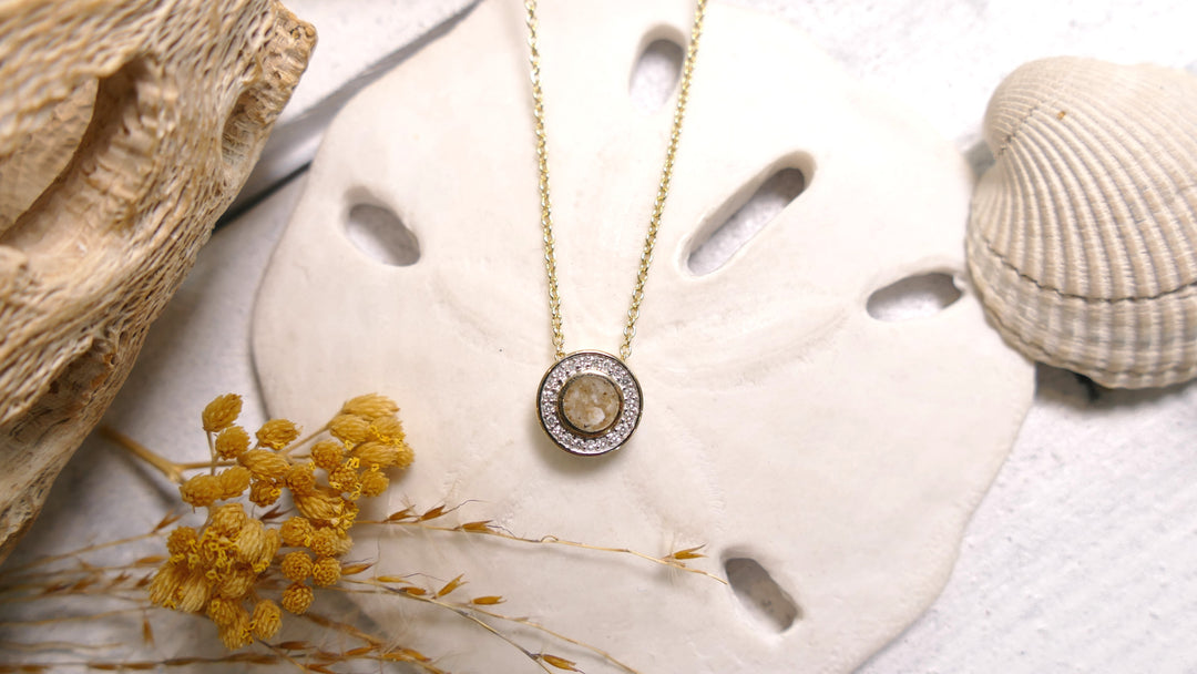 Dune - 14k - Yellow Gold Halo Round Natural Diamond Ocean City Beach Sand Necklace