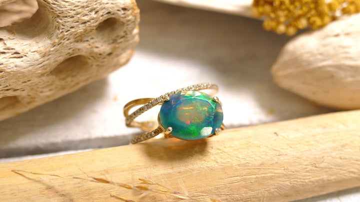 14k Yellow Gold Natural Diamond Oval Triple Band Twist - Green Ethiopian Opal (2.67ct) (Size 6.5)