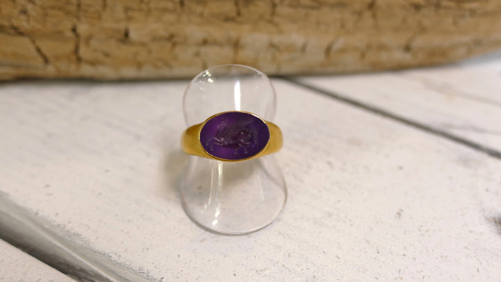 ROMAN AMETHYST PEGASUS GOLD RING SIZE 7.25(NOT INTENDED FOR WEARING)