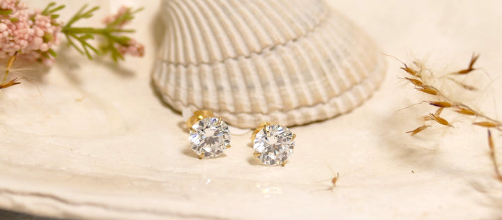 14k Yellow Gold CZ Round/6mm Basket Stud Earrings