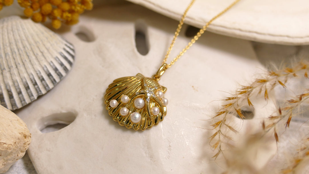 14k - Yellow Gold Starfish + Cultured Pearls .42ct Natural Diamond Shell Necklace (18" Chain)