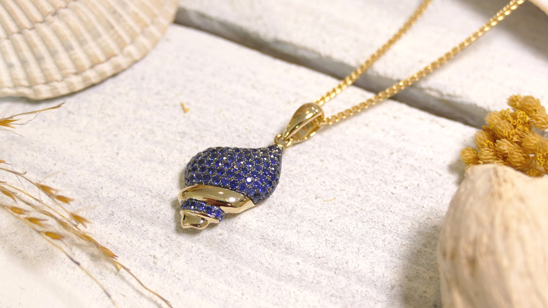 14k - Yellow Gold Conch Shell Sapphire Pendant